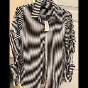 Ruffled sleeve blouse